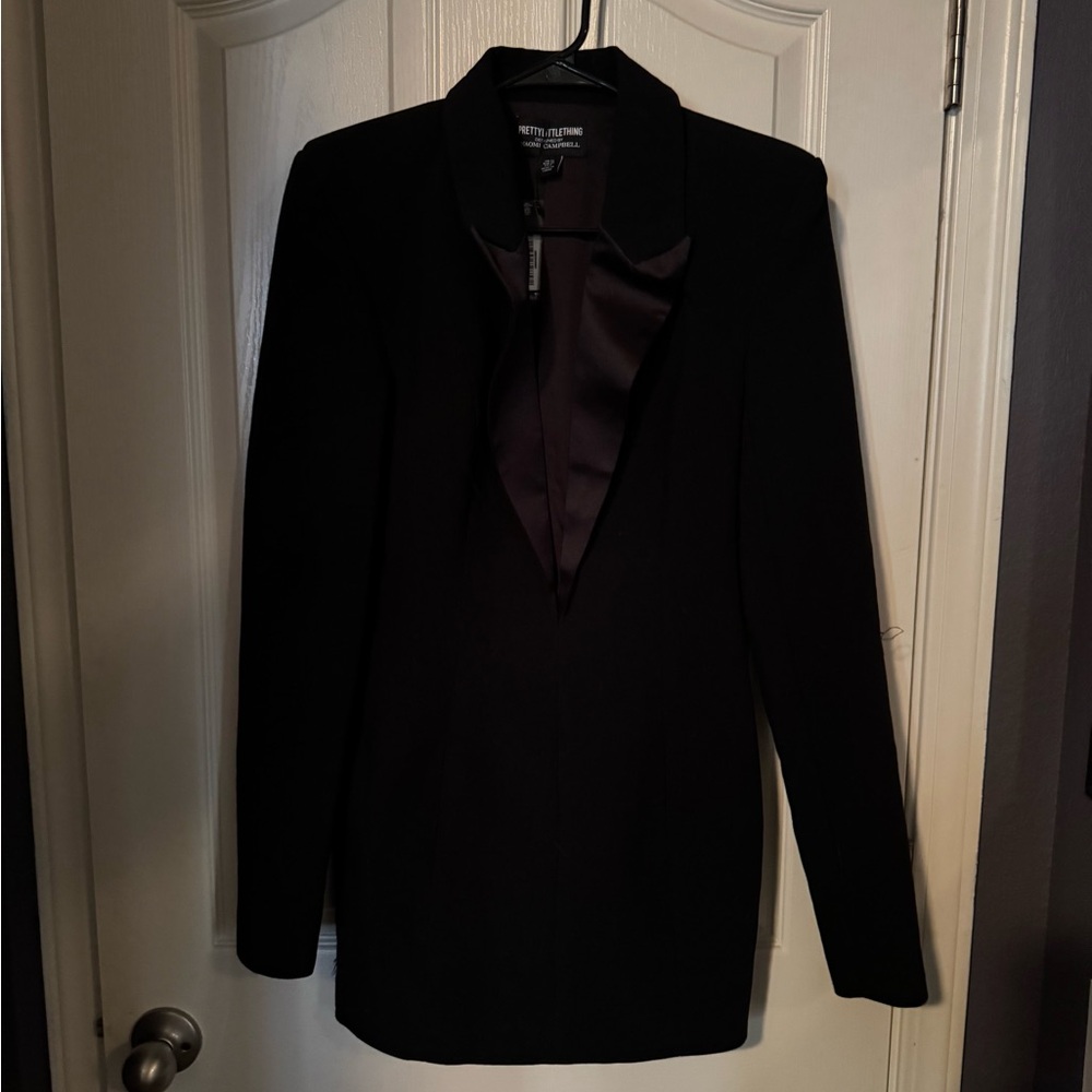 PrettyLittleThing x Naomi Campbell Black Blazer Dress